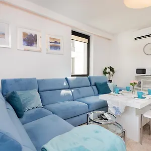 okrzei-apartment-seaside-sopot-by-renters-prestige.sopothotels.com/