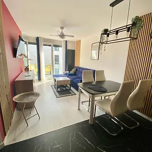 Komfortowy - Basen - Perłowa Przystań Apartament